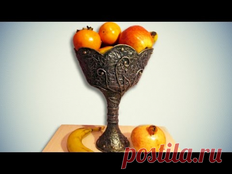 Ваза из пластиковых бутылок для фруктов