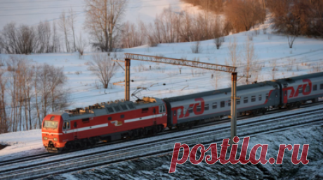 Более 300 волонтёров из Кирова вышли на поиски выброшенного из поезда кота. На поиски кота Твикса, которого проводница поезда Екатеринбург — Санкт-Петербург выбросила в Кирове, вышли более 300 волонтёров. Об этом сообщила лидер волонтёрского движения Ольга Кудряшова. Читать далее