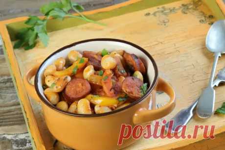 Рагу из фасоли с копчеными колбасками - Будет вкусно - Медиаплатформа МирТесен