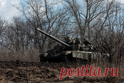 Минобороны отчиталось об ударах по 75 подразделениям ВСУ за сутки. Вооруженные силы России ударили по 75 артиллерийским подразделениям Вооруженных сил Украины в 114 районах. Уточняется, что в районах населенных пунктов Константиновка и Приволье в Донецкой народной республике уничтожены радиолокационные станции контрбатарейной борьбы производства США AN/TPQ-36 и AN/TPQ-50.
