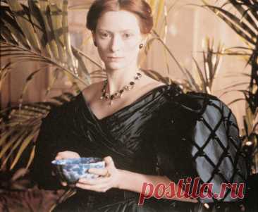 Тильда Суинтон, 5 ноября, 1960