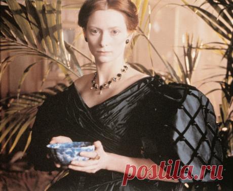 Тильда Суинтон, 5 ноября, 1960