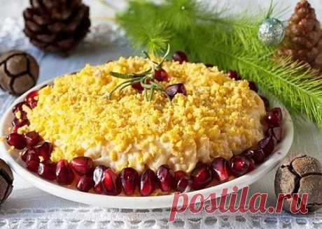 ГОТОВИМСЯ К НОВОМУ ГОДУ!

Салат с сыром и яблоками &quot;Помпадур&quot; к праздничному столу

К праздничному столу мы всегда стараемся приготовить блюда подороже и посытнее. Я попробую доказать, что можно накрыть праздничный стол недорого, но очень вкусно. К тому же, не стоит забывать, что на праздники в качестве основного блюда мы всегда готовим что-то сногсшибательное, а если на столе еще будут стоять сплошь сытные салаты, то, на мой взгляд, это будет перебор. Уверена, что легкий,...