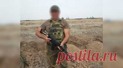 Требовали поджечь военкомат: боевики ВСУ шантажируют семью российского добровольца. Украинские военные продолжают шантажировать близких российских бойцов, попавших в плен. Жене добровольца из Ессентуков они прислали видео, на котором избивают пленного дубинкой, и предложили женщине совершить теракт в обмен на жизнь супруга. Читать далее