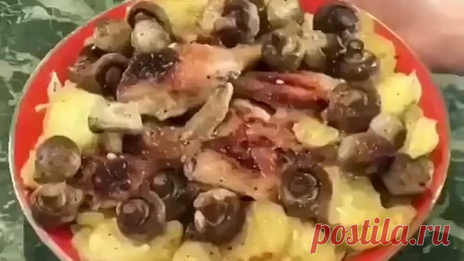 Курочка с картофелем и грибами