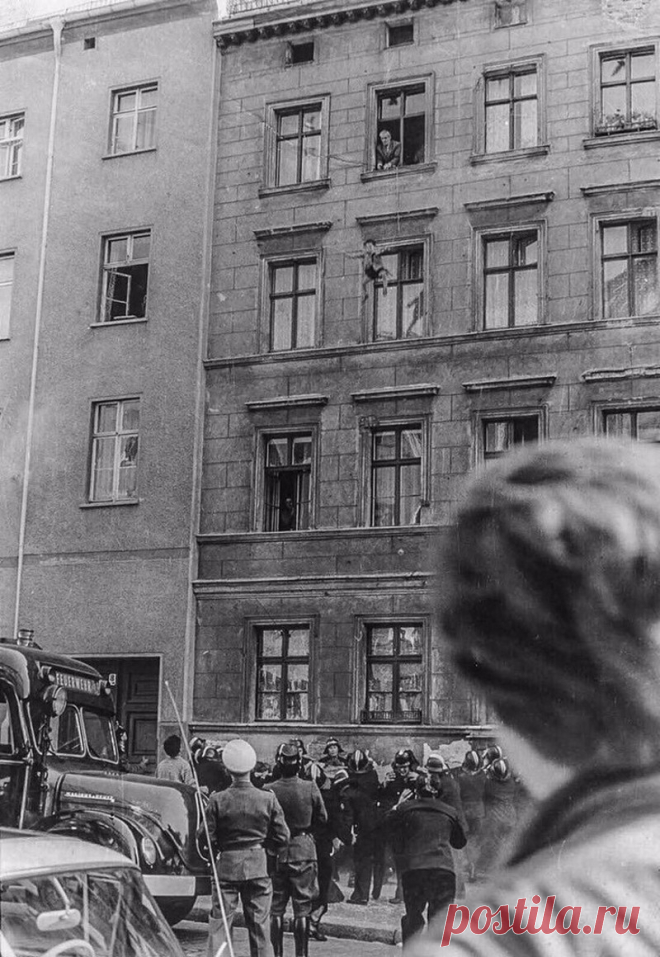 Исторические фотографии, которые похлеще любого фильма ужасов и многое другое Время от времени мы смотрим фильмы ужасов, чтобы пощекотать себе нервы. Оригинальная задумка автора вкупе с обилием спецэффектов и подходящей музыкой создают по-настоящему мрачную атмосферу, которая заставляет нас испытывать напряжение, волнение и даже страх...