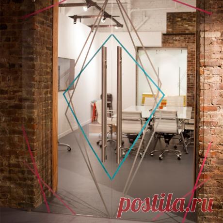 Стеклянные двери с декором (3Diy)