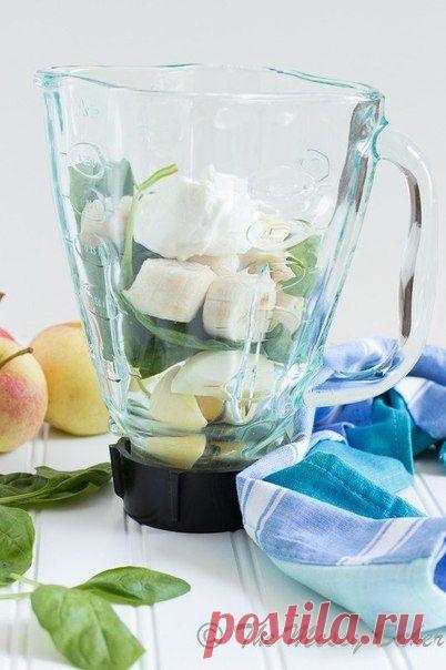 Как приготовить яблочно-банановый зеленый смузи - рецепт, ингридиенты и фотографии