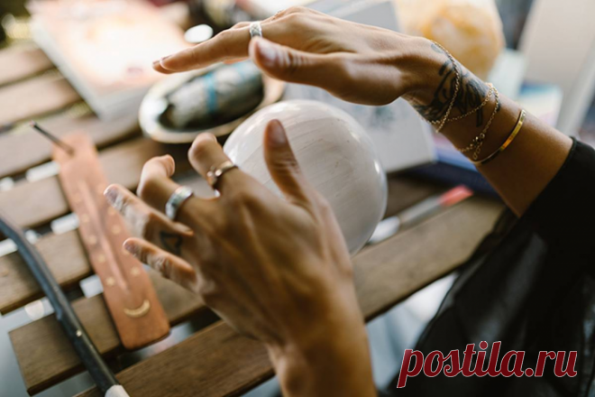 Астрологи назвали несовместимые по знаку зодиака пары мужчин и женщин