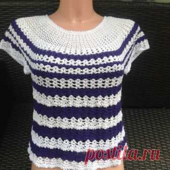 Ажурная двухцветная кофточка крючком