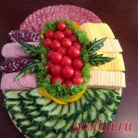 УКРАШАЕМ ПРАЗДНИЧНЫЙ СТОЛ