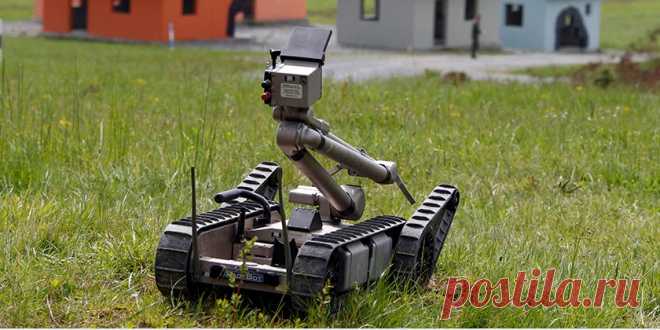 На границу с сектором Газа выпустят боевых роботов (видео) Первый полуавтономный роботизированный автомобиль Jaguar начинает патрулировать границу с сектором Газа. Подразделение таких автомобилей способно заменить на этом участке солдат, которые легко могут стать мишенью для снайперов ХАМАСа и «Исламского джихада». Об этом рассказал вечером в понедельник, 28 июня, сайт The Jerusalem Post. Робот разработан компанией Israel Aerospace Industries (IAI, Израильская авиакосмичес...