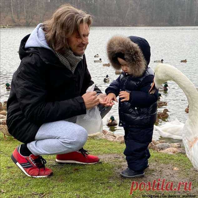 Дмитрий Маликов показал, как его 2-летний сын учится танцевать | Краше Всех