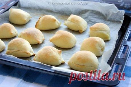 Пирожки-малышки «слоеные» скороспелые... из чудо-теста...

Эти пирожки - просто что-то невероятное!
Наимягчайшие, наивкуснейшие! А готовить их так легко и быстро, что просто не верится, что получается такой восхитительный результат...
А какое тесто удивительное! Не понятно даже, дрожжевое оно или нет... Мягкое, послушное, скороспелое, никогда с там раньше не работала...
Показать полностью…