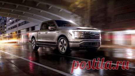 Американская компания Ford представила электрический пикап F-150. Машина получила приставку в названии Lightning («Молния»). Об этом сообщил 19 мая портал Carscoops.