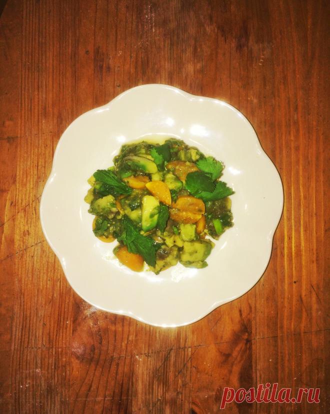 Салат из авокадо с физалисом рецепт – паназиатская кухня, вегетарианская еда: салаты. &#171;Еда&#187;