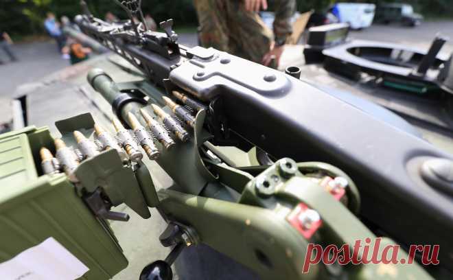DPA узнало о поставке Украине 1,5 тыс. немецких ракет и 100 пулеметов MG3. Киеву также передали 8 млн патронов, 350 тыс. продуктовых наборов и 50 медицинских автомобилей, уточняет агенство