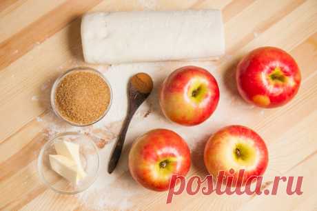 Слойки с яблоками - пошаговый рецепт с фото - как приготовить, ингредиенты, состав, время приготовления - Леди Mail.Ru