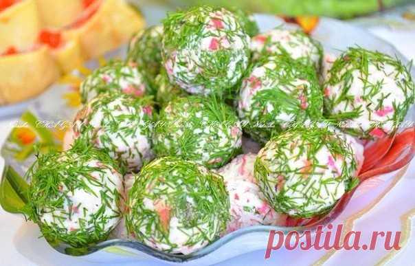 СЫРНЫЕ ШАРИКИ С КРАБОВЫМИ ПАЛОЧКАМИ