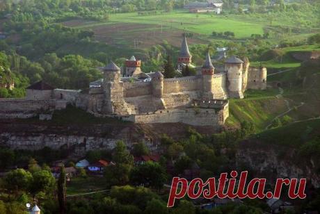 Старинные замки Украины. Замки и крепости Украины