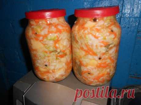 КВАШЕНАЯ КАПУСТА С ЯБЛОКАМИ.