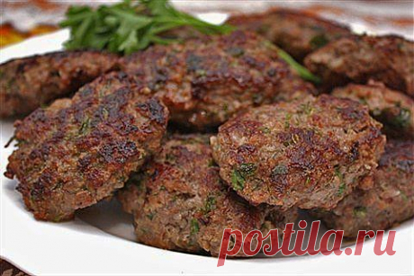 Простые хитрости в приготовлении вкусных котлет!