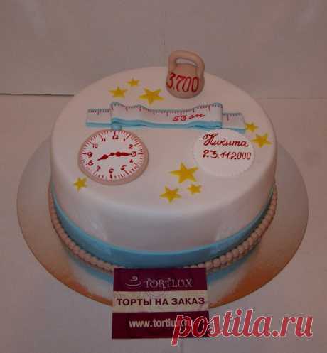 Праздничный торт на день рождение сына.Вес 3 кг.