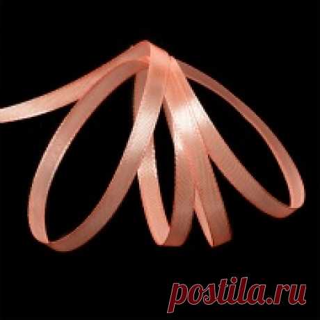 Лента атласная 1/4" (6мм) цв.3068 персиковый IDEAL уп.27,4 м Лента атласная 1/4" (6мм) цв.3068 персиковый IDEAL уп.27,4 м