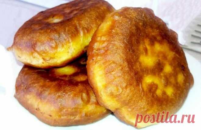 По вашим просьбам: советские беляши с кислой капустой и свининой