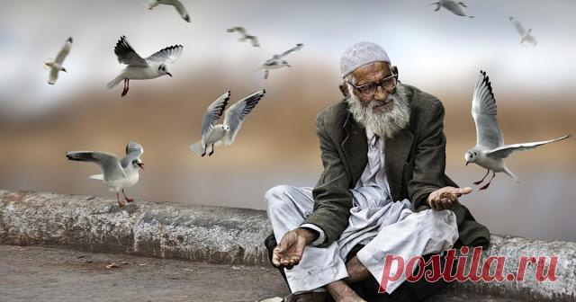 Притча о том, как не ошибаться в людях
У мудреца было несколько учеников, которым он иногда давал индивидуальные уроки. Это не были уроки в общепринятом смысле, когда ученику надо было что-то выучить, а потом рассказать об этом. Это были уроки на примере разных жизненных ситуаций. И однажды мудрец позвал с собой ученика к месту, где группа рабочих грузила в повозки камни и поленья. […]
Читай пост далее на сайте. Жми ⏫ссылку выше