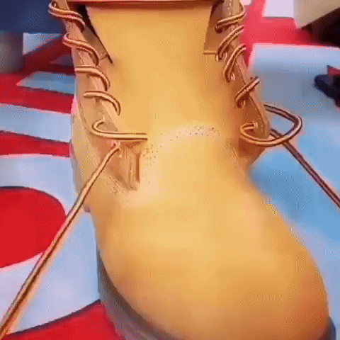 Модная шнуровка