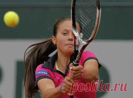 Триумф российских теннисистов на Roland Garros.                                  17-летняя Дарья Касаткина