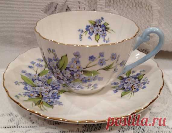 Vintage, English SHELLEY Fine Bone China Tea Cup & Saucer