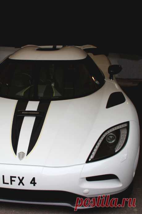 italian-luxury:
“Koenigsegg Agera by Reece Garside
”