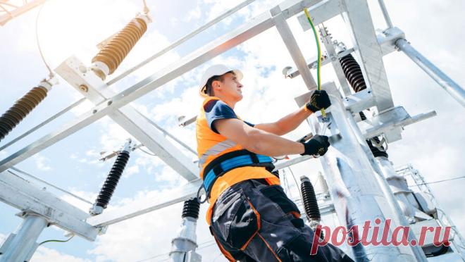 "Удмуртнефть" расширила энергоснабжение перспективных объектов нефтедобычи. "Удмуртнефть" ввела в эксплуатацию двухтрансформаторную электрическую подстанцию Ельниково, сообщает пресс-служба "Роснефти". Подстанция классом напряжения 35 кВ обладает суммарноу установленной мощностью 32 МВА. В ...