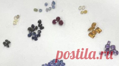 Таможенники в Шереметьево нашли у иностранца драгоценности на 9,4 млн рублей. В аэропорту Шереметьево таможенники нашли у прибывшего из Индии иностранца драгоценности на 9,4 млн рублей. Читать далее