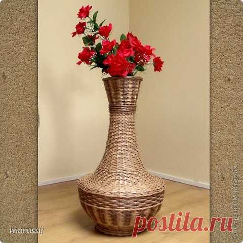 Напольная ваза из газетных трубочек - мастер класс с пошаговым фото