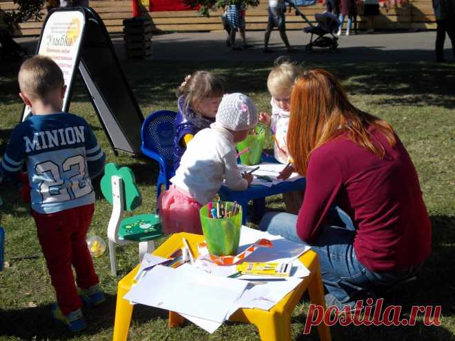 19.09.2015 г. Kaliningrad Street Food Festival.  Детская площадка (Благотворительный фонд поддержки многодетных семей Калининградской области "Улыбка") тел:  89632917067, г. Мамоново, ул. ЕВСЕЕВА, 11
