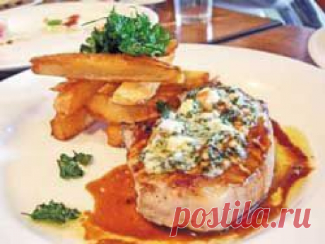 Мясо в соусе «рокфор»