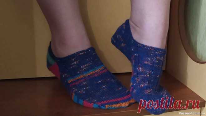 Простой способ вязания носков на 2 спицах. Видео МК |