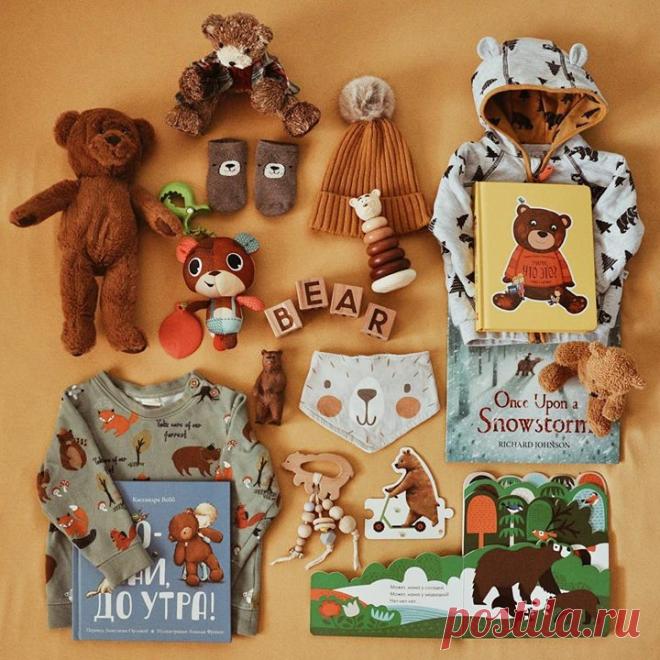 Книги для чтения с родителями 📖 Друзья, выбрали 5 книг для самых маленьких детей, которые можно рассматривать и читать вместе с родителями: • «Баю-бай, до утра!» станет прекрасным чтением перед сном. Малыш узнает в герое самого себя, и, возможно, вместе с книгой найдется способ ложиться спать в хорошем настроении и без капризов → mif.to/I4ELC • «Мама, что это?» — визуальный словарик, который поможет малышу изучать мир вокруг. В книге ребенок найдет названия и изображения: одежды, посуды,…