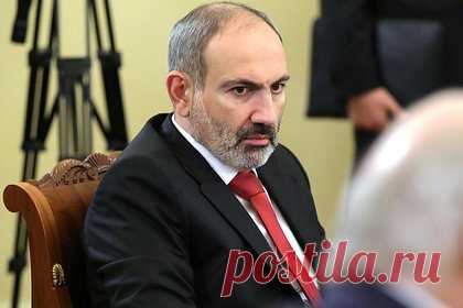 Пашинян созвонился с госсекретарем США. Премьер-министр Армении Никол Пашинян созвонился с госсекретарем США Энтони Блинкеном для обсуждения урегулирования отношений с Азербайджаном. Кроме того, они обсудили гуманитарные проблемы более 100 тысяч переселенцев из Нагорного Карабаха и шаги, предпринимаемые правительством Армении для их решения.
