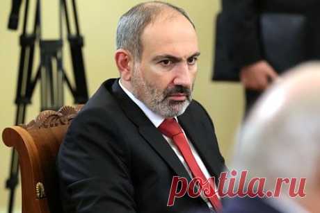 Пашинян созвонился с госсекретарем США. Премьер-министр Армении Никол Пашинян созвонился с госсекретарем США Энтони Блинкеном для обсуждения урегулирования отношений с Азербайджаном. Кроме того, они обсудили гуманитарные проблемы более 100 тысяч переселенцев из Нагорного Карабаха и шаги, предпринимаемые правительством Армении для их решения.