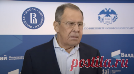 «Конечно, все знали — человек известный»: Лавров — о скандале с чествованием нациста в парламенте Канады. Глава МИД России Сергей Лавров заявил, что те, кто чествовал нациста в парламенте Канады, хорошо знали, кто был перед ними. Об этом министр сообщил, отвечая на вопрос RT. По словам Лаврова, премьер Канады Джастин Трюдо выглядит жалко в попытках оправдать себя на фоне скандала. RT вёл прямую трансляцию. Читать далее