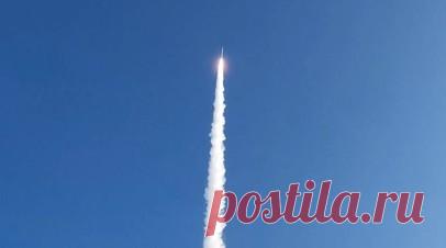 МО: два «Искандера» уничтожили до 120 военных и 20 единиц техники ВСУ в Будах. Армия России нанесла удар с помощью ОТРК «Искандер» по месту стоянки железнодорожного эшелона ВСУ в Харьковской области. Двумя ракетами уничтожено около 20 единиц техники и до 120 украинских военнослужащих. Читать далее