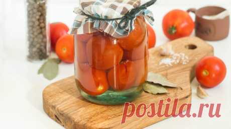 Сладкие помидоры с очень вкусным рассолом на зиму. Рецепты на трехлитровую и литровую банки Доброе утро! Каждый, кто пробовал консервировать помидоры на зиму, знает, что их вкус отличается от магазинных. Домашние заготовки всегда получаются