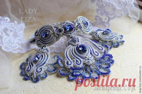 Вышиваем свадебное сутажное колье «Прибой» с кристаллами Swarovski Сложность: средняя
Время работы: 2 дня Материалы: бисер, бисер японский, бисер тохо (toho), сутаж, сутажный шнур, сутажная техника, сваровски, сваровски swarovski, сваровски кристаллы, сваровски матер...