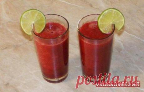 Сок из свеклы, сельдерея и моркови