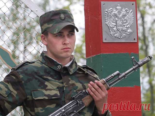 С 1 сентября российские студенты смогут совмещать учебу и армию / Рулента