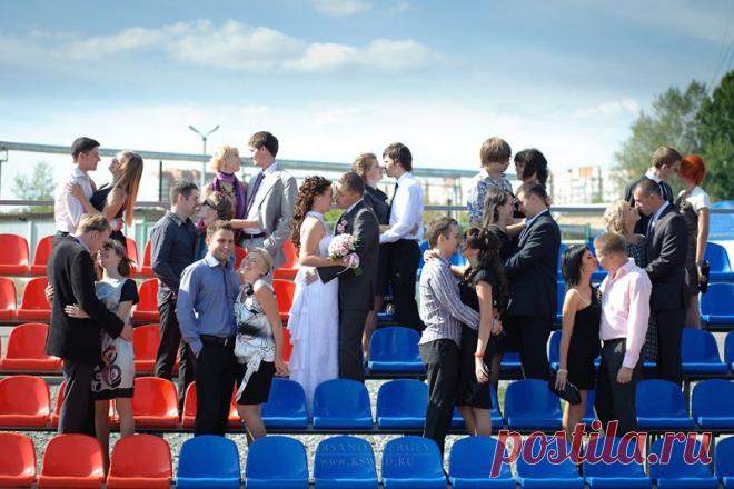 на стадионе